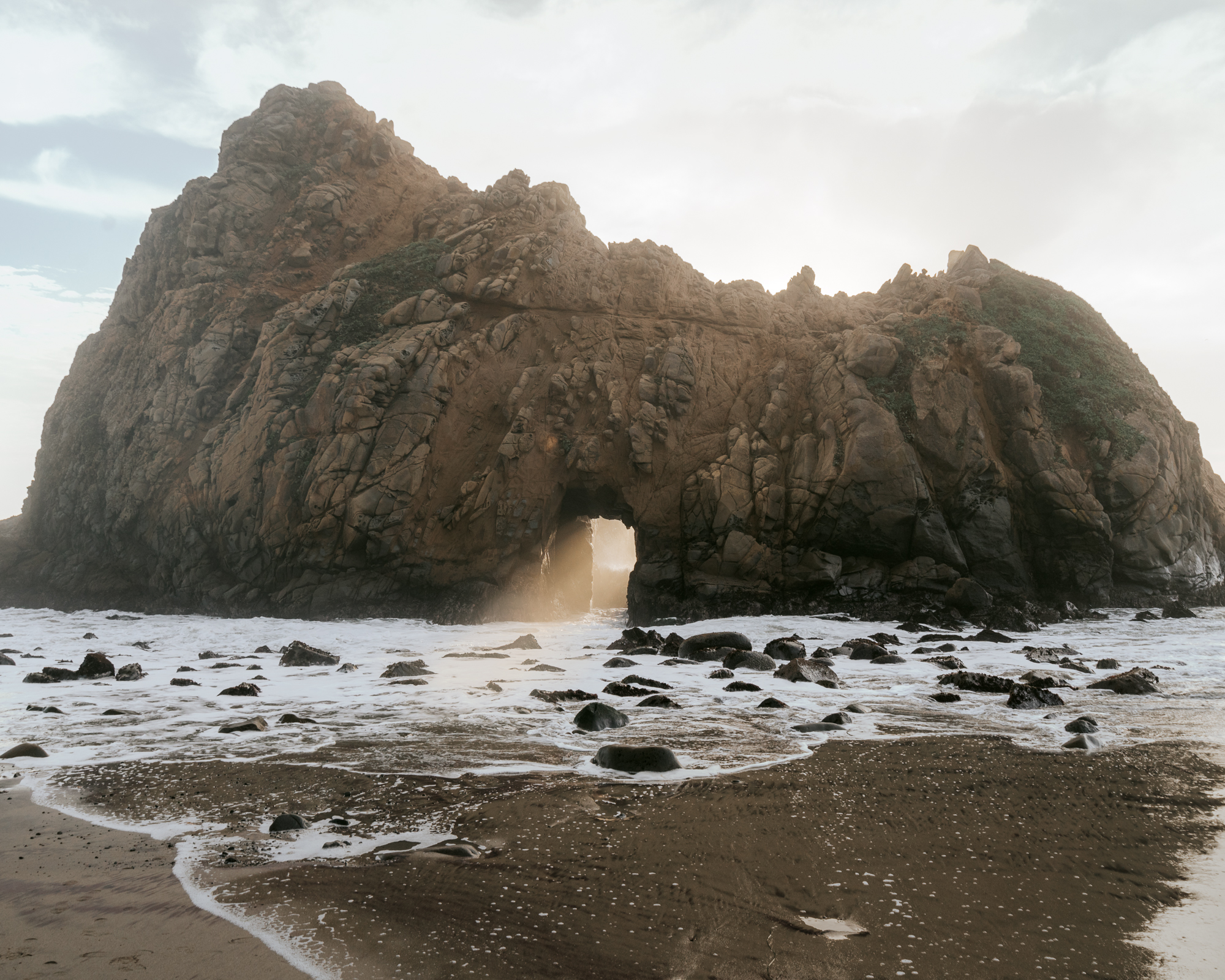Keyhole Arch Rock on Pfeiffer Beach in Big Sur California